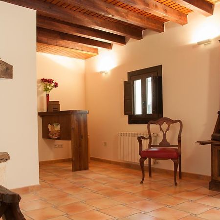 Hotel Rural Princesa Kristina Covarrubias Bagian luar foto